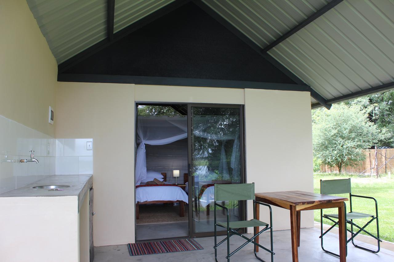 Caprivi Mutoya Lodge And Campsite カティマ・ムリロ エクステリア 写真